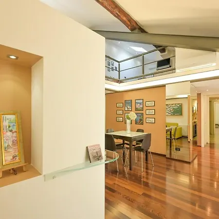 Apartment The Star Loft - A Luxury Floor Como